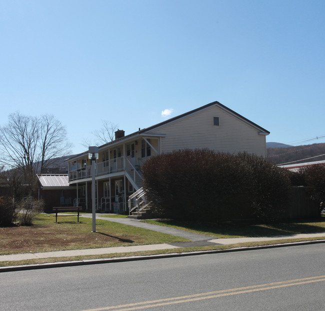 Riverview Apartments in North Adams, MA - Building Photo - Building Photo