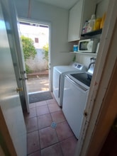 202 Armstrong Dr in Claremont, CA - Foto de edificio - Building Photo