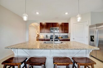 16341 Little Garden Dr in Wimauma, FL - Building Photo - Building Photo