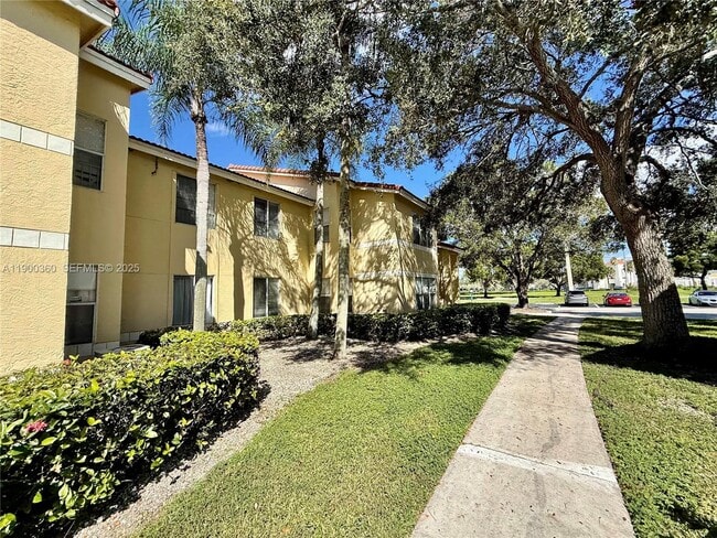 property at 12840 Vista Isles Dr