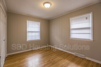 6720 E 134th St in Grandview, MO - Building Photo - Building Photo