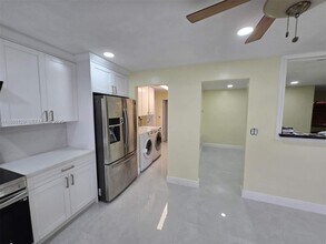 2430 NW 83rd Way in Sunrise, FL - Building Photo - Building Photo