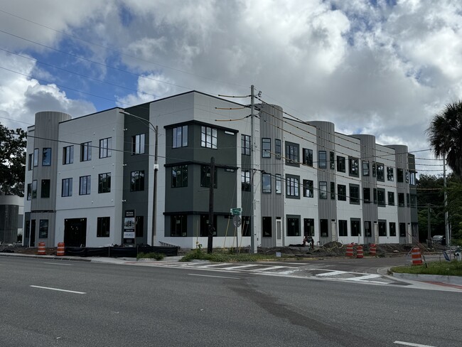 The Milk Stacks Apartments in Orlando, FL - Building Photo - Building Photo