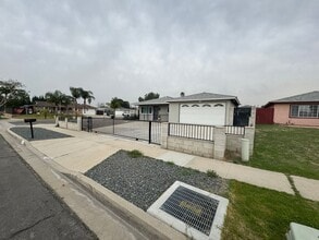 428 E Montrose St in Rialto, CA - Building Photo - Building Photo