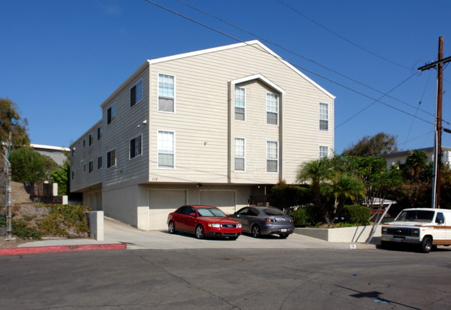 119 Loma Vista St in El Segundo, CA - Building Photo - Building Photo