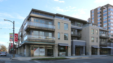 The Kerrisdale Gardens in Vancouver, BC - Building Photo - Building Photo