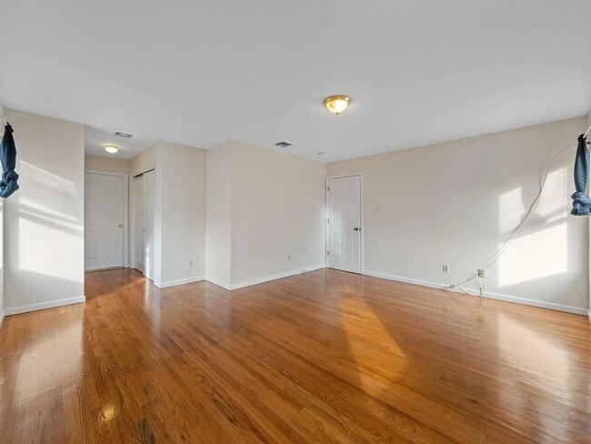 300 Allen St