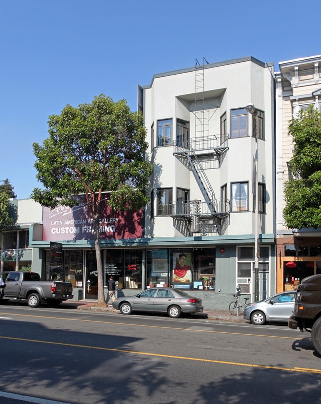 928 Valencia St