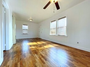 722 W 8th Ave in Hutchinson, KS - Building Photo - Building Photo