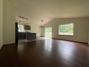 8434 Aspen Ct SE in Yelm, WA - Building Photo - Building Photo