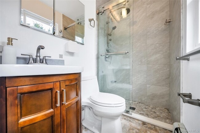 property at 8 Lovell Rd