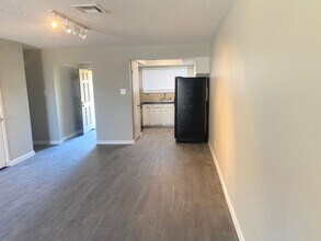 6620 Westwick Dr in Houston, TX - Building Photo - Building Photo