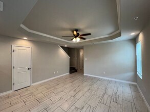 6310 Luglio Ln in San Antonio, TX - Building Photo - Building Photo