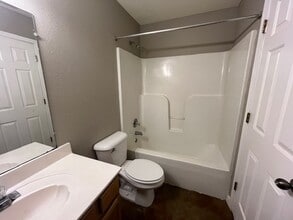 403 Bruce St in Senatobia, MS - Building Photo - Building Photo