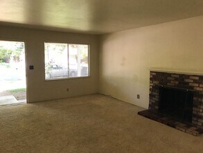 646-646 Arthur St in Davis, CA - Building Photo - Building Photo