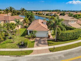 240 Isle Verde Way in Palm Beach Gardens, FL - Building Photo