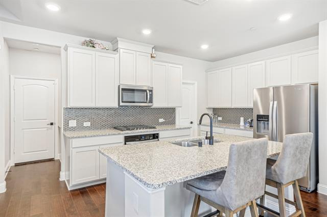 373 Blackthorne Dr in Plano, TX - Building Photo - Building Photo