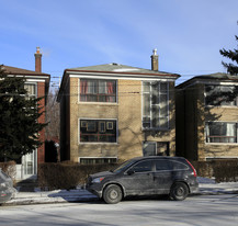 73 Keele St in Toronto, ON - Building Photo