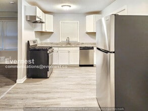 1903 Pinedale Pl in Decatur, GA - Building Photo - Building Photo