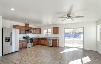7565 E Addis Ave in Prescott Valley, AZ - Building Photo - Building Photo