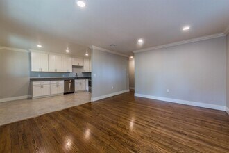 901 Bing Dr in Santa Clara, CA - Building Photo - Building Photo