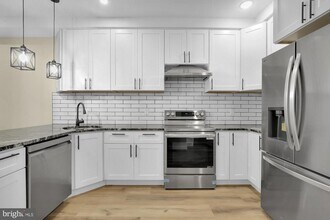 2670 Braddock St in Philadelphia, PA - Building Photo - Building Photo