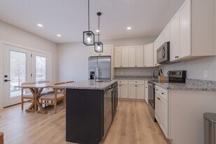 Ridge Pointe Duplexes in Elizabethtown, KY - Building Photo