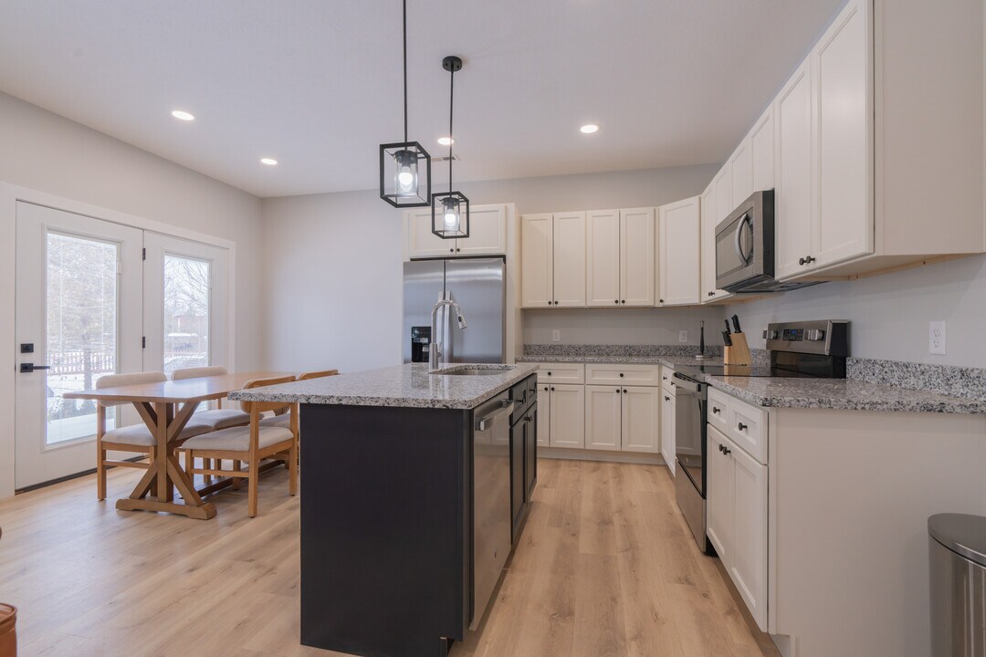 Ridge Pointe Duplexes in Elizabethtown, KY - Building Photo