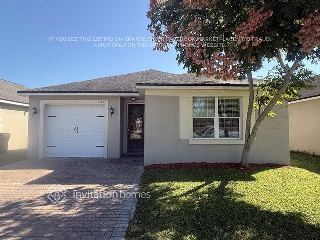 property at 527 Hibiscus Cove Dr