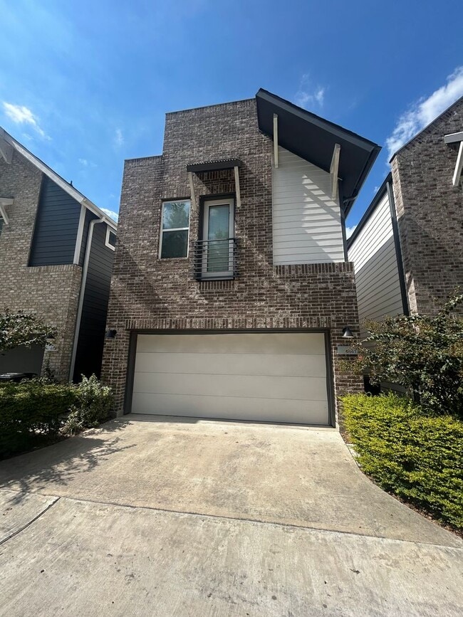 property at 4441 Whitney Oak Ln