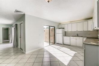 306 3rd Ln in Palm Beach Gardens, FL - Building Photo - Building Photo