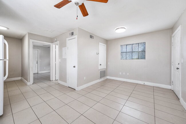 property at 1711 Fourcade St