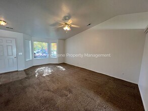 1419 W Coral Dr in Coeur d'Alene, ID - Building Photo - Building Photo