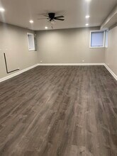 6027 W Giddings St in Chicago, IL - Building Photo - Building Photo