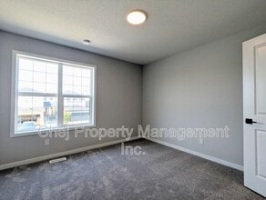 9487-9227 227 St NW in Edmonton, AB - Building Photo - Building Photo