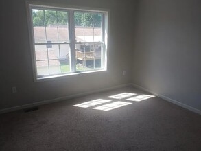 656 S Keyser Ave in Scranton, PA - Building Photo - Building Photo