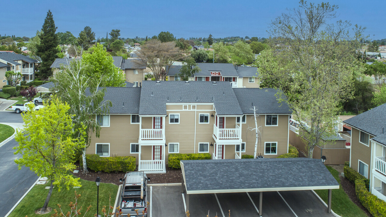 Alder Creek Apartments in Paso Robles, CA - Building Photo