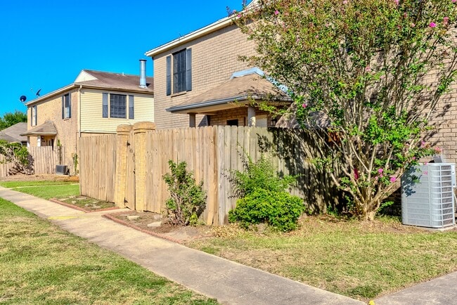 property at 9202 Glen Meadow Ln