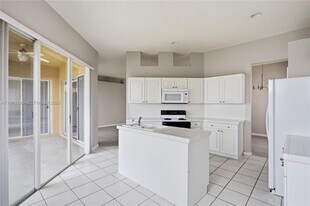 575 SE 29th Dr in Homestead, FL - Building Photo