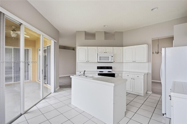 property at 575 SE 29th Dr