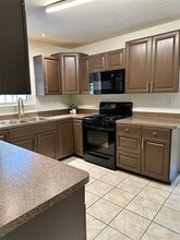 802 Bystreet Rd in Pasadena, TX - Building Photo - Building Photo