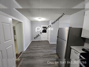 364 Holly Ave in Goose Creek, SC - Building Photo - Building Photo