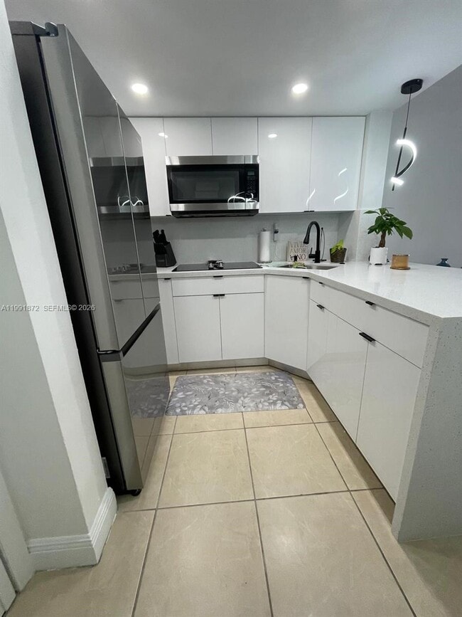 8675 NW 5th Terrace in Miami, FL - Building Photo - Building Photo