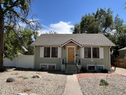 property at 935 Teller Ave