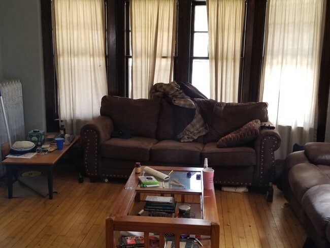 property at 2963 N Maryland Ave