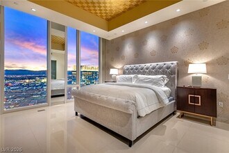 3750 S Las Vegas Blvd in Las Vegas, NV - Foto de edificio - Building Photo