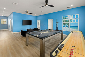 250 Strand Dr in Melbourne Beach, FL - Foto de edificio - Building Photo