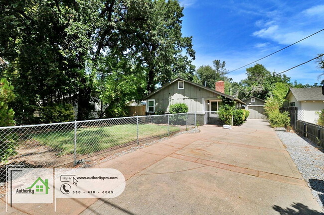 property at 2022 Jewell Ln