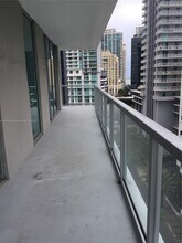 79 SW 12th St, Unit 1406 in Miami, FL - Building Photo - Building Photo