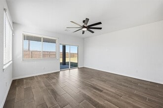 804 Saratoga Rd in Krugerville, TX - Building Photo - Building Photo